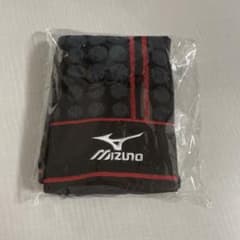 MIZUNO フェイスタオル　 レッド スポーツタオルのサムネイル