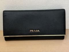 PRADA 長財布 サフィアーノ メタル フラップ ブラック ゴールドライン