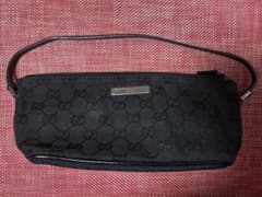 【中古 本物】GUCCI グッチ GGキャンバス アクセサリー ポーチ ブラックのサムネイル