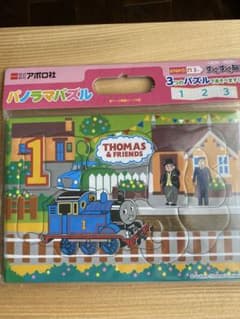 [未使用品] アポロ社 パノラマパズル きかんしゃトーマス えきへとうちゃくのサムネイル