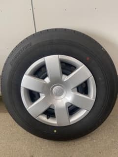 ハイエース　新車外し　ブリジストン　4本セットのサムネイル