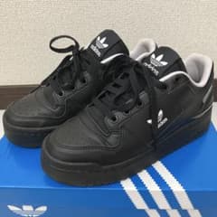 【極美品】adidas フォーラム ボールド J ブラック スニーカーのサムネイル