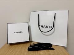 CHANEL ショッパーとボックスセットのサムネイル