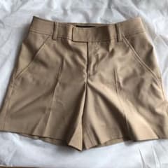 ショートパンツのサムネイル