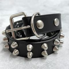美品✨️666 2連フラットコーンベルト スタッズ パンク レザー 黒 美品✨️666 2連フラットコーンベルト スタッズ パンク レザー 黒