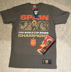 FIFAワールドカップ2026 スペイン優勝記念Tシャツと優勝記念カップ