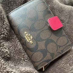 COACH コーチ 折り財布　2つ折り財布　1月31日まで出品のサムネイル