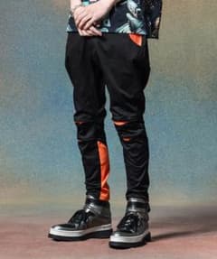 glamb Astronaut Tapered Pants 今期モノ２割以上引で glamb Astronaut Tapered Pants 今期モノ2割以上引で - メルカリ