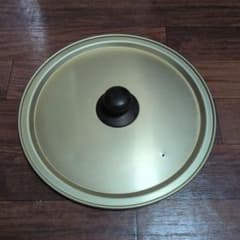 金属製 ゴールド 円形ふたのサムネイル