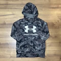 Under Armour 迷彩 フード付きパーカーのサムネイル