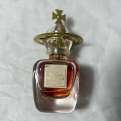 ヴィヴィアンウエストウッド ブドワール オードパルファム 30ml - メルカリ