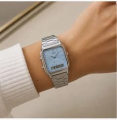 〈新品未使用〉CASIO AQ-230A-2A1 腕時計 アイスブルー✨のサムネイル