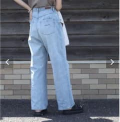※値下げ※YANUK【IENA別注 】Joan ルーズストレートデニム 23のサムネイル