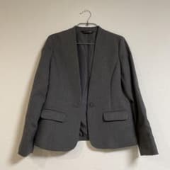 Lavannor ビジネススーツ ノーカラージャケット グレーのサムネイル