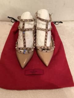VALENTINO garavani ロックスタッズシューズのサムネイル