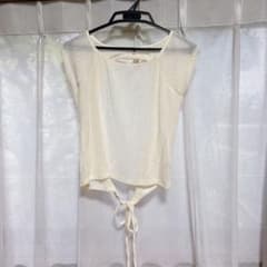 draw drawers wearing round cut tee - メルカリ