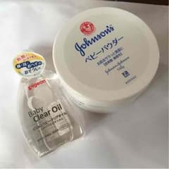 ベビーパウダー、ベビーオイルのサムネイル