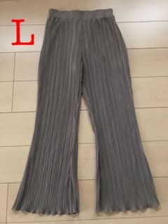 カットプリーツ　フレアパンツ　Ｌのサムネイル