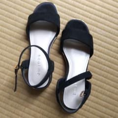 heal me アンクルストラップ サンダル ブラックのサムネイル