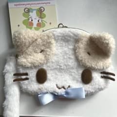 マシュマロみたいなふわふわにゃんこ ポーチのサムネイル