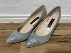 ダイアナ パンプスのサムネイル