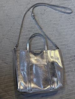 〈美品〉PLST ショルダーバッグ　シルバーのサムネイル