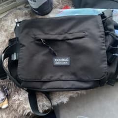 XIUQUBAG dabck pack ブラックショルダーバッグのサムネイル