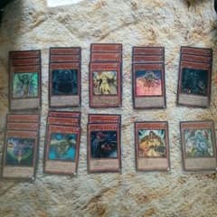 帝デッキ　遊戯王のサムネイル
