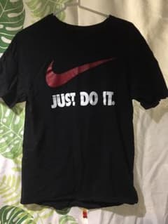 NIKE ナイキ Tシャツのサムネイル