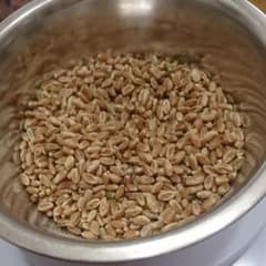 小麦の玄麦200グラムのサムネイル