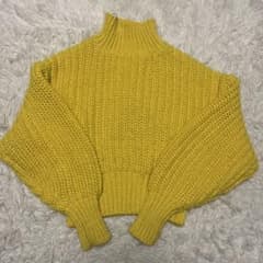 H&M イエロー タートルネック セーター XSのサムネイル