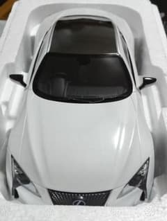 1/18京商 LC500 s packageのサムネイル