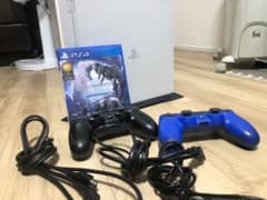 PlayStation®4 HDR 本体コントローラー×2 モンハンのサムネイル