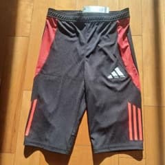 adidas ハーフパンツ 新品 XLのサムネイル