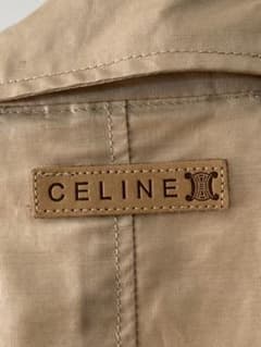 セリーヌ (CELINE)のロゴ入りトレンチコート！レインコートにも！のサムネイル