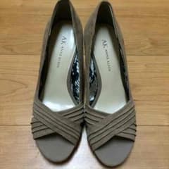 お値下げ中❗️美品ウェッジソール アンクラインのサムネイル