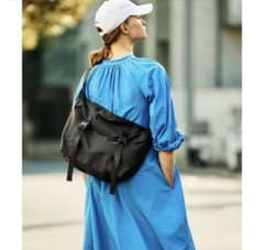 新品未使用！Shinzone別注 AMIACALVA MESSENGER BAGのサムネイル