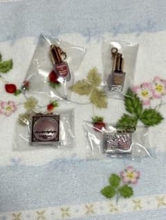 CANMAKE ミニチュアチャーム&グミ　4点セットのサムネイル