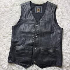 Schott パンチング　レザーベスト　ブラック　サイズL 3111002 Schott パンチング レザーベスト ブラック サイズL 3111002 - メルカリ