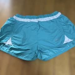 アシックス　ランニングショートパンツのサムネイル