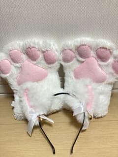 猫の手型手袋と猫の耳セットのサムネイル