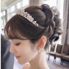 Elizabeth Bower ピアス（corsage コサージュ） - メルカリ