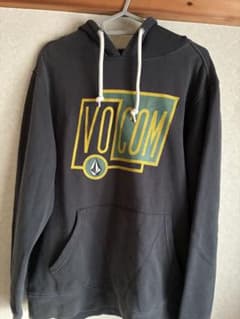 VOLCOM クラシックフィット パーカー ブラックのサムネイル