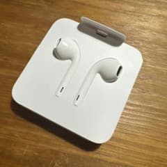 Apple EarPods with Lightning Connectorのサムネイル