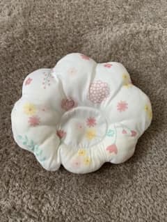 ベビー枕＊ニトリのサムネイル