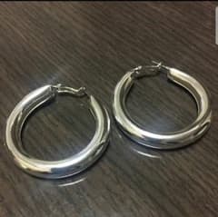 ピアスのサムネイル