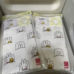 UNIQLO ボディスーツ 90 長袖 2枚セットのサムネイル