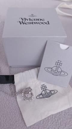 Vivienne Westwood ネックレスのサムネイル