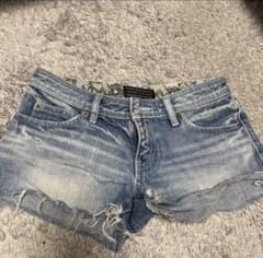 ダメージデニムショートパンツ ローライズ ブルーのサムネイル