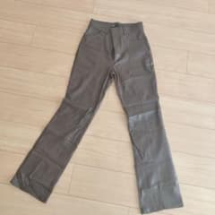 ZARA フェイクレザーパンツ ブラウンのサムネイル
